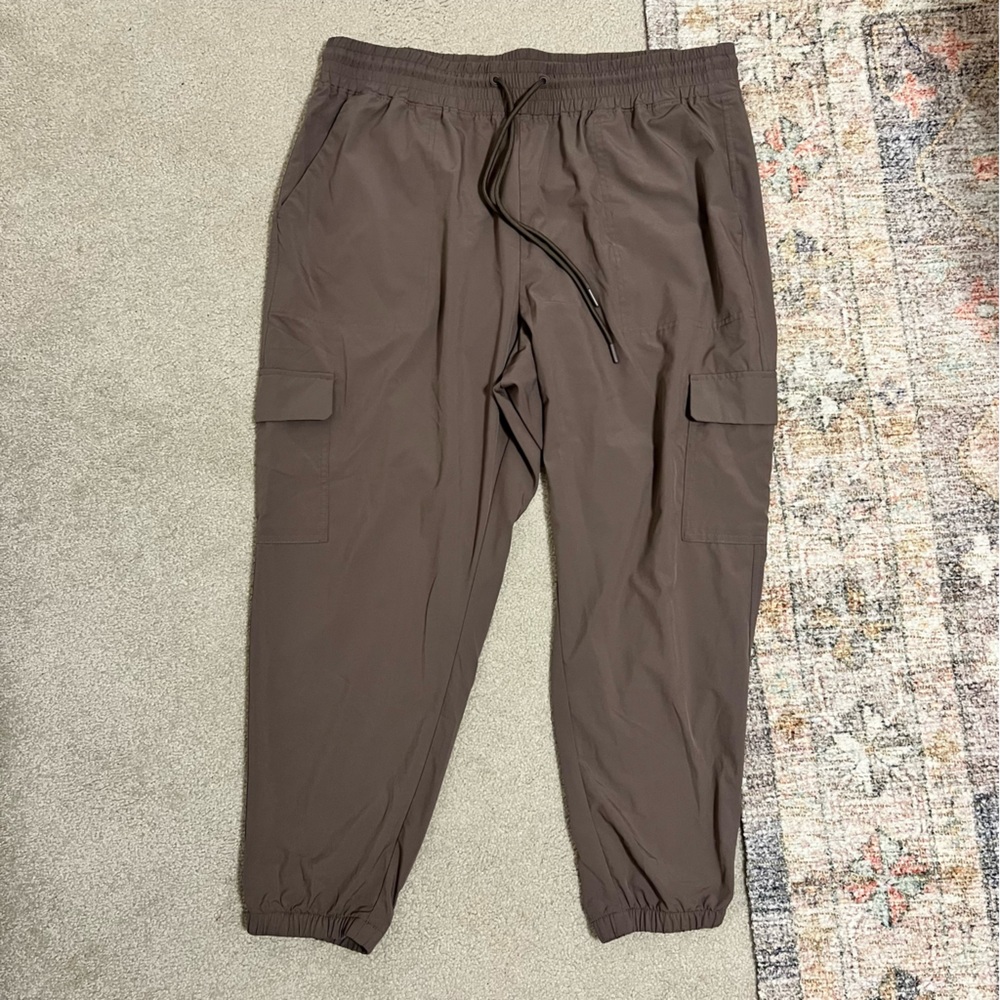Old Navy Active Cargo Joggers